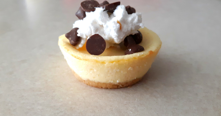 Simple Keto Mini Cheesecakes