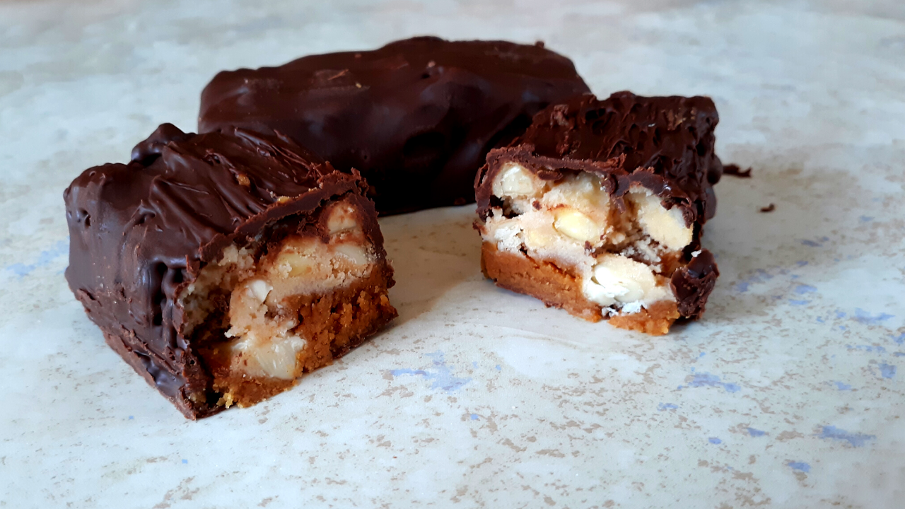 Easy Keto ” Snickers” Candy Bars