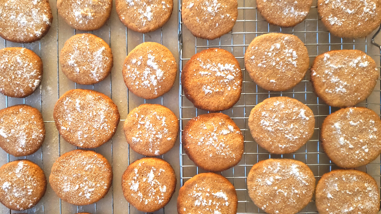 Simple Keto Coconut Flour Gingersnap Cookies