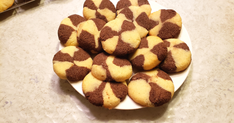 Easy Keto Swirl Cookies
