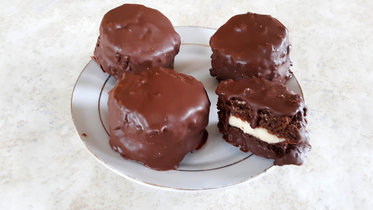 Keto Hostess Style Ding Dong Mini Cake (Nut Free And Gluten Free)
