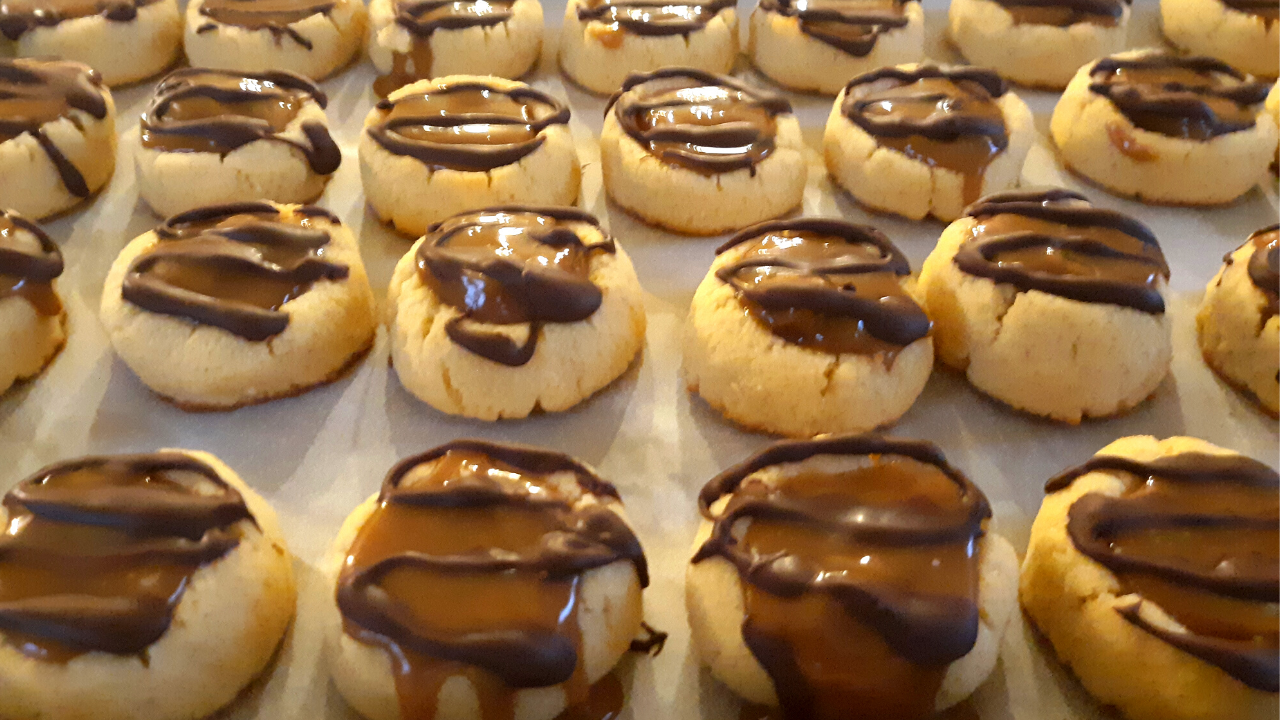 Quick And Easy Keto Twix Style Thumbprint Cookies