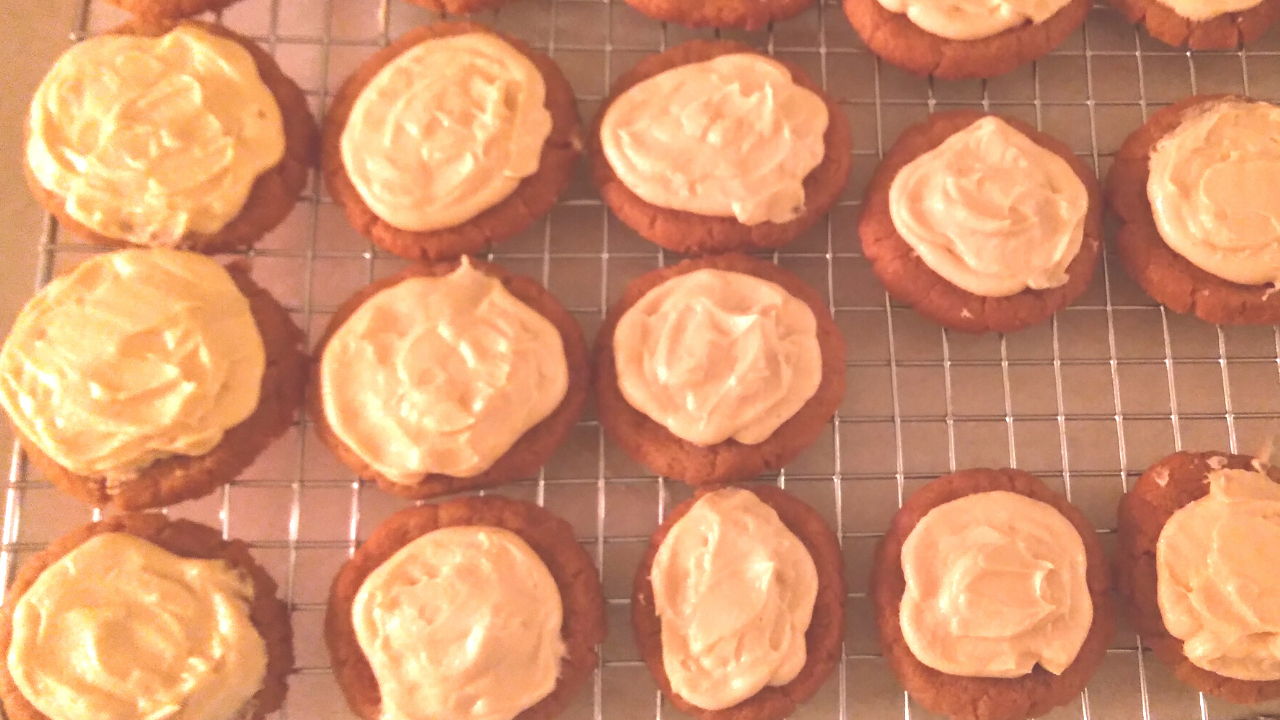 Quick Keto Peanut Butter Frosting With Nut Free Options