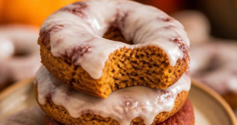 Easy Keto Pumpkin Spice Donuts