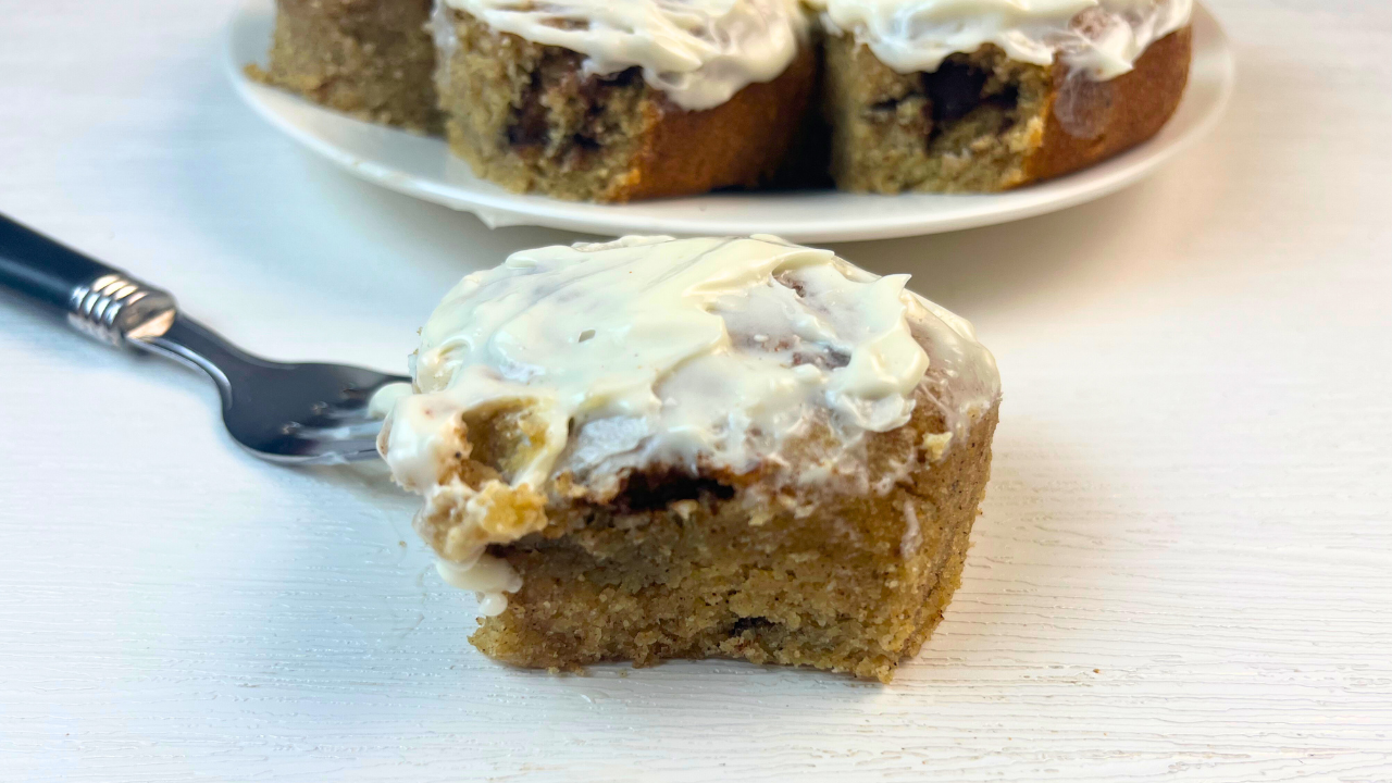 Easy Keto Mini Chocolate Chip Cinnamon Rolls
