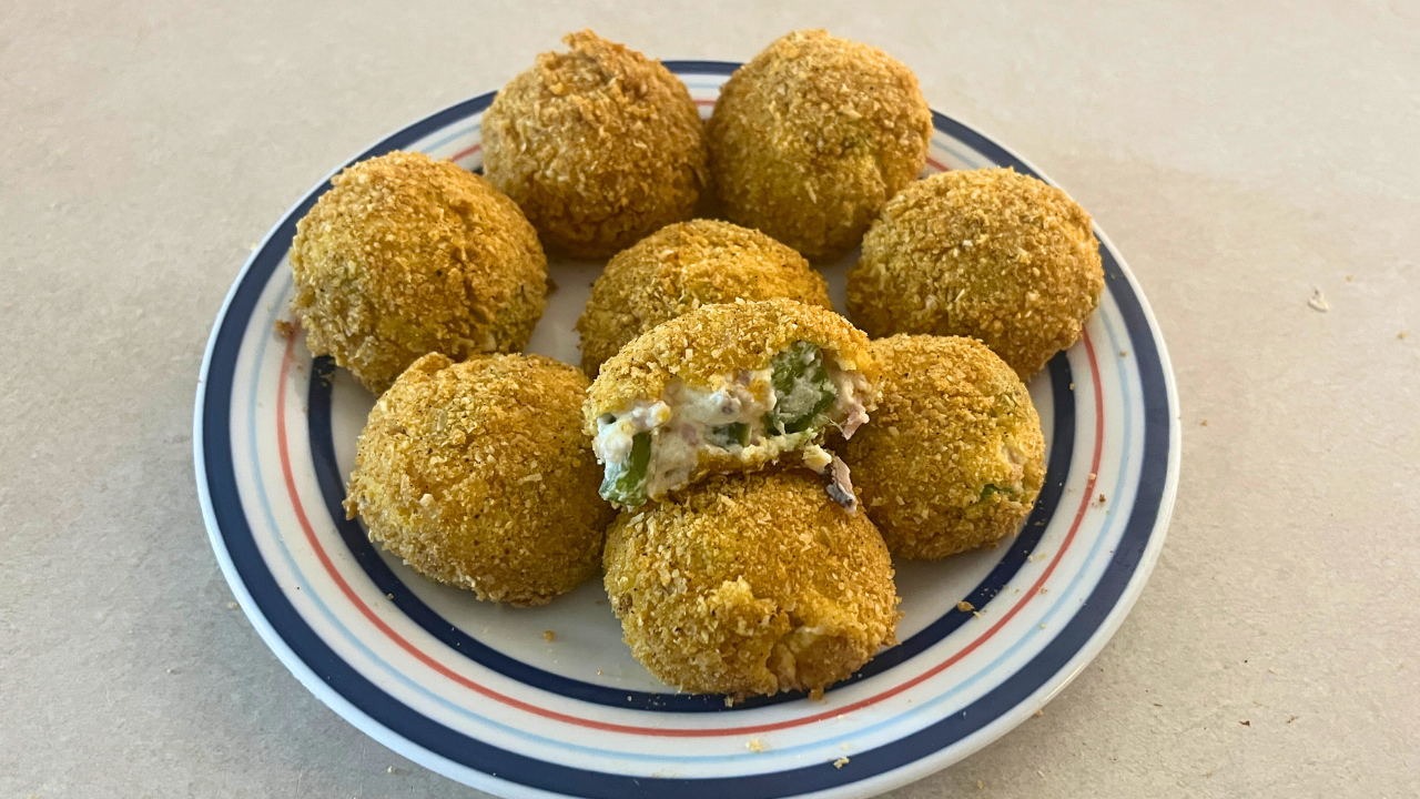 Easy Keto Jalapeno Poppers