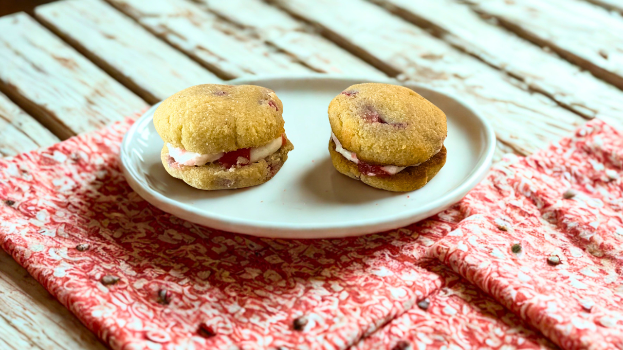 Easy Keto Strawberry Shortcake Cookies